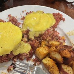 Sweet Jean's Cafe - The Irish with 2/3 of my potatoes shared.   Very large servings