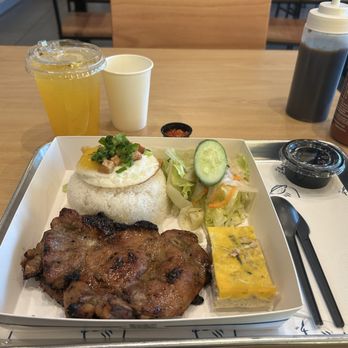Com Tâm Bros - Big Brother pork chop plate. - Vietnamese Near Me - Hayward, California Com Tâm Bros - Big Brother pork chop plate. - Vietnamese Near Me - Hayward, California