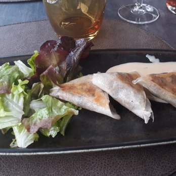 La Charbonnette - L'entrée samousa d'agneau - Restaurants Near Me - Onzain, 41