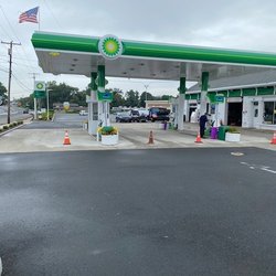 Hazlet Plaza Gulf