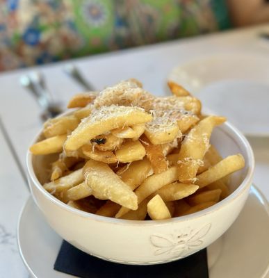 Queen Bee's Tea Room