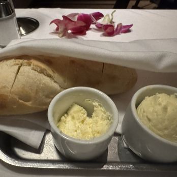 Ruth's Chris Steak House - bread and butter - Steakhouses Near Me - Wailea-Makena, Hawaii