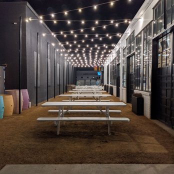 American Solera Brewery - Outside seating - Breweries Near Me - Tulsa, Oklahoma American Solera Brewery - Outside seating - Breweries Near Me - Tulsa, Oklahoma
