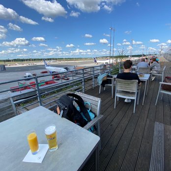 Lufthansa Business Lounge - Airport Lounges Near Me - Hamburg, HH Lufthansa Business Lounge - Airport Lounges Near Me - Hamburg, HH