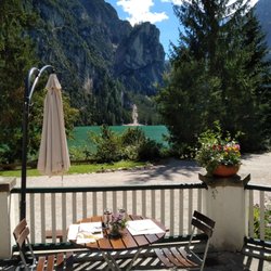 Hotel Pragser Wildsee - Nice lake view from the restaurant