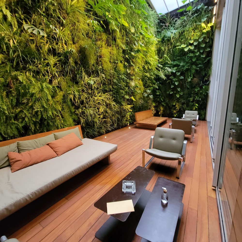 Hotel Emiliano