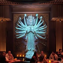 TAO Asian Bistro & Lounge at Mohegan Sun - Dining room