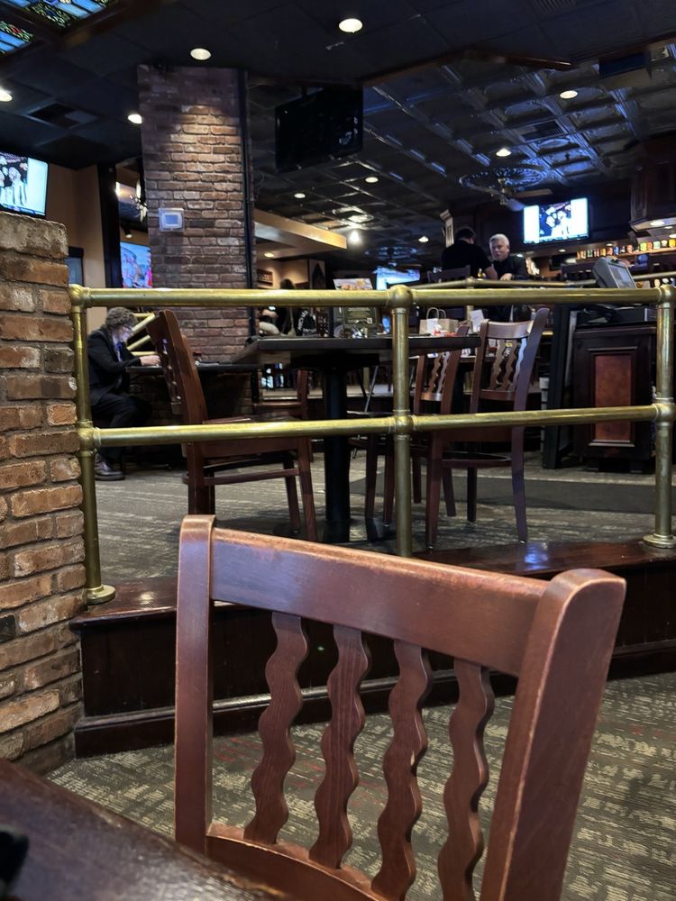 Houlihan's