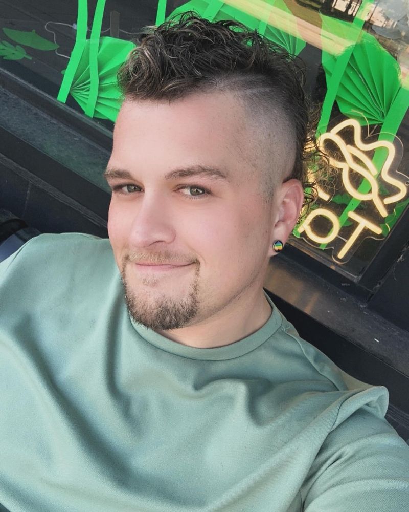 Urban Hair Studio Logo