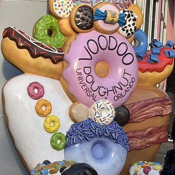 Voodoo Doughnut - Magic seat - Bakeries Near Me - Orlando, Florida