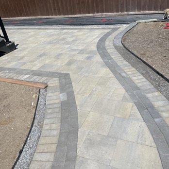 Aeroscape Property Maintenance and Landscaping - a paved driveway - Snow Removal Near Me - Midvale, Utah Aeroscape Property Maintenance and Landscaping - a paved driveway - Snow Removal Near Me - Midvale, Utah