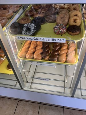 Daily Donuts & Sandwich Bagels by null