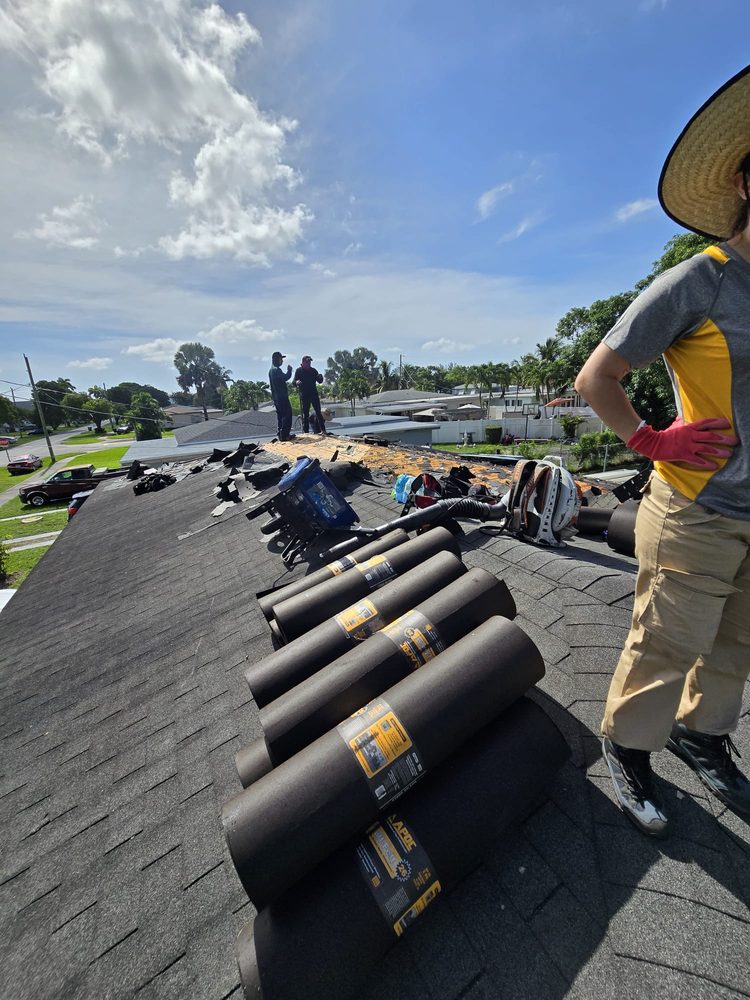 Slide of Advanced Roofing & Construction