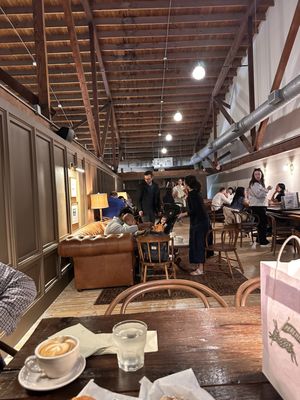 Perenn Bakery by null