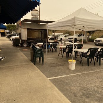 Marshall's Bodacious Bbq - Plenty of outside seating - Barbeque Near Me - Ventura, California