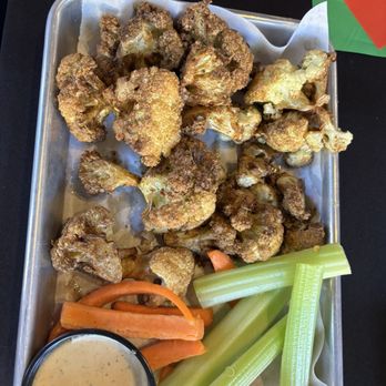 Spokes On Southern - Cauliflower Wings with jerk dry rub - New American Near Me - Tempe, Arizona