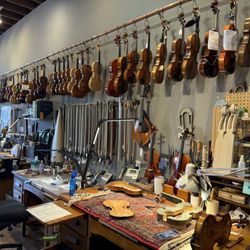 Seman Violins - Work stations and products.