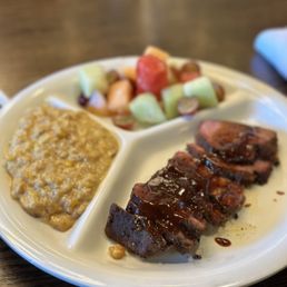 Peppercorn Crusted Angus Tri-tip
