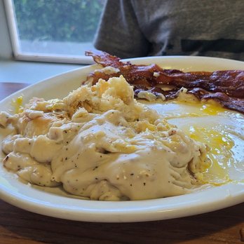 Mom's Home Cooking - Biscuits and Gravy - Waffles Near Me - New Smyrna Beach, Florida