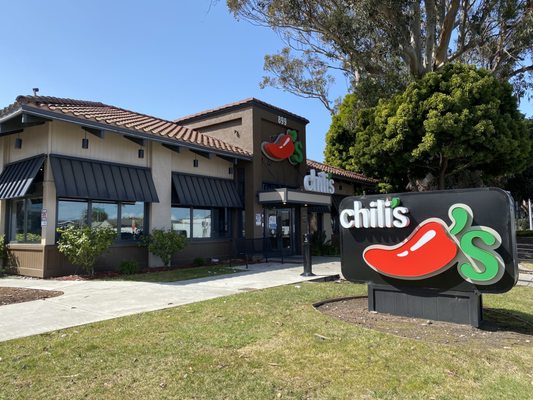 Chili's Grill & Bar by null