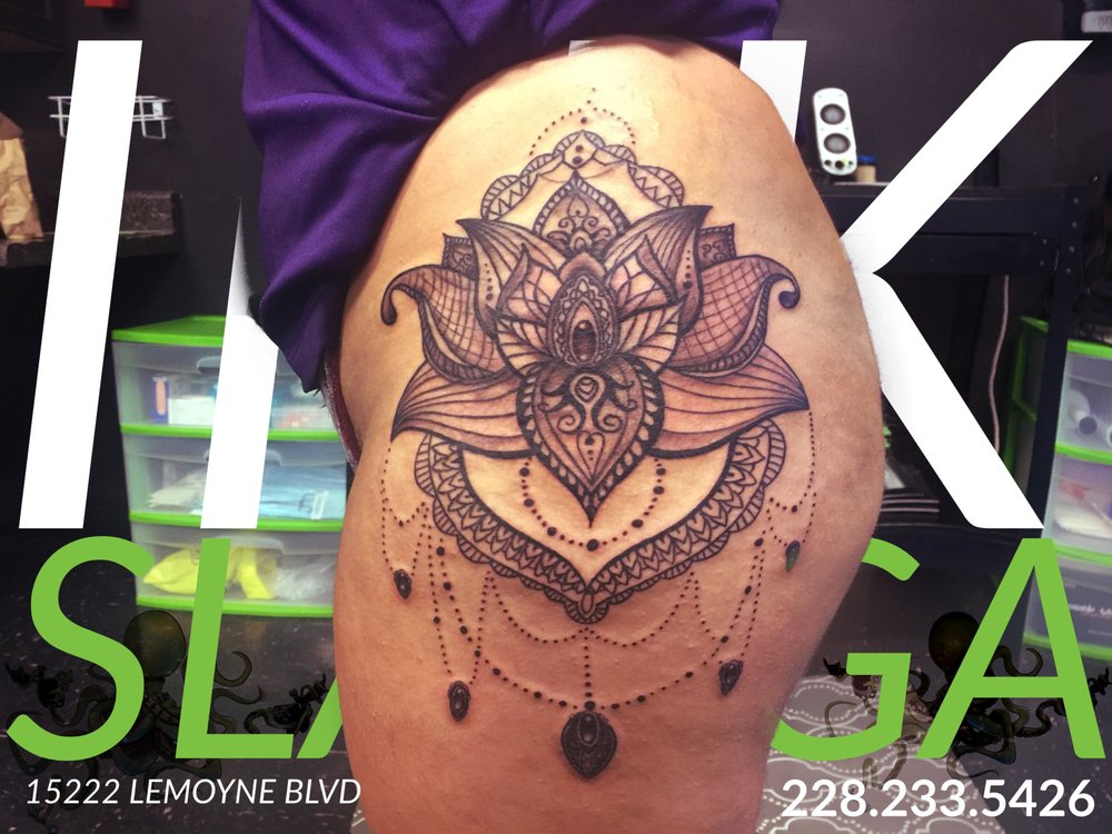 INKslanga Tattoos And Body Piercing Studio Logo