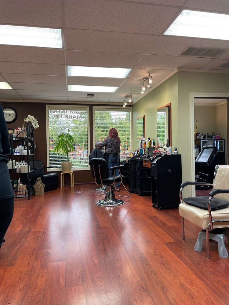 HEADLINES STYLING STUDIO Updated September 2024 1324 Liberty St SE