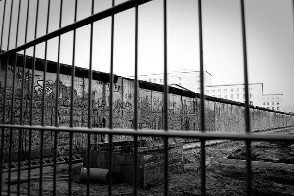 Berliner Mauer by null