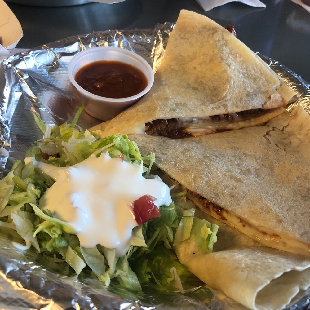 Limon Y Sal - Quesadilla - Mexican Near Me - Denver, Colorado Limon Y Sal - Quesadilla - Mexican Near Me - Denver, Colorado