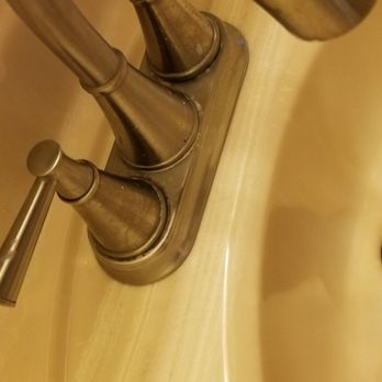 Home Smile Cleaners - Bathroom that has dirt still in between. - Home Cleaning Near Me Home Smile Cleaners - Bathroom that has dirt still in between. - Home Cleaning Near Me