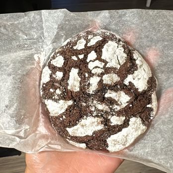 Crumbles Cookies - Desserts Near Me - Corona, California