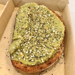 Dunkin' - Avocado toast