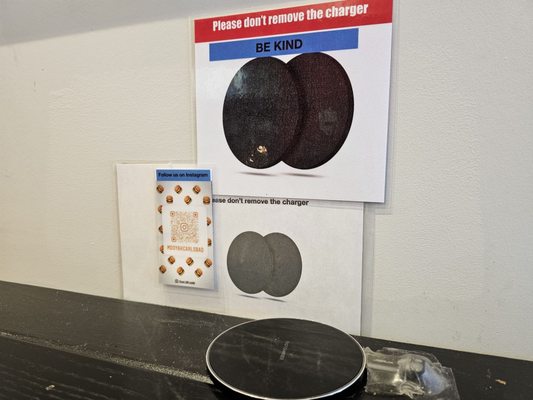 MOOYAH Burgers, Fries & Shakes by null