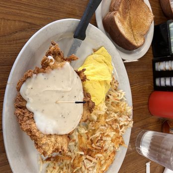 Susan's Restaurant - Fried chicken, two scrambled 2 eggs, hashbrowns - New American Near Me - Springdale, Arkansas Susan's Restaurant - Fried chicken, two scrambled 2 eggs, hashbrowns - New American Near Me - Springdale, Arkansas