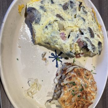 Snooze, an A.M. Eatery - My modified Denver! No. Bell peppers - mushrooms added! - Breakfast & Brunch Near Me - Tempe, Arizona Snooze, an A.M. Eatery - My modified Denver! No. Bell peppers - mushrooms added! - Breakfast & Brunch Near Me - Tempe, Arizona