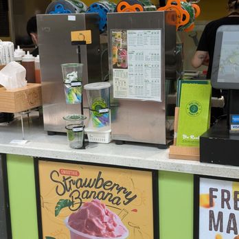 Real Fruit Bubble Tea - Drink sizes - Coffee & Tea Near Me - Toronto, Ontario Real Fruit Bubble Tea - Drink sizes - Coffee & Tea Near Me - Toronto, Ontario