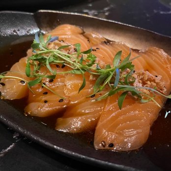 Fuhu - Salmon Sashimi - Asian Fusion Near Me - Las Vegas, Nevada