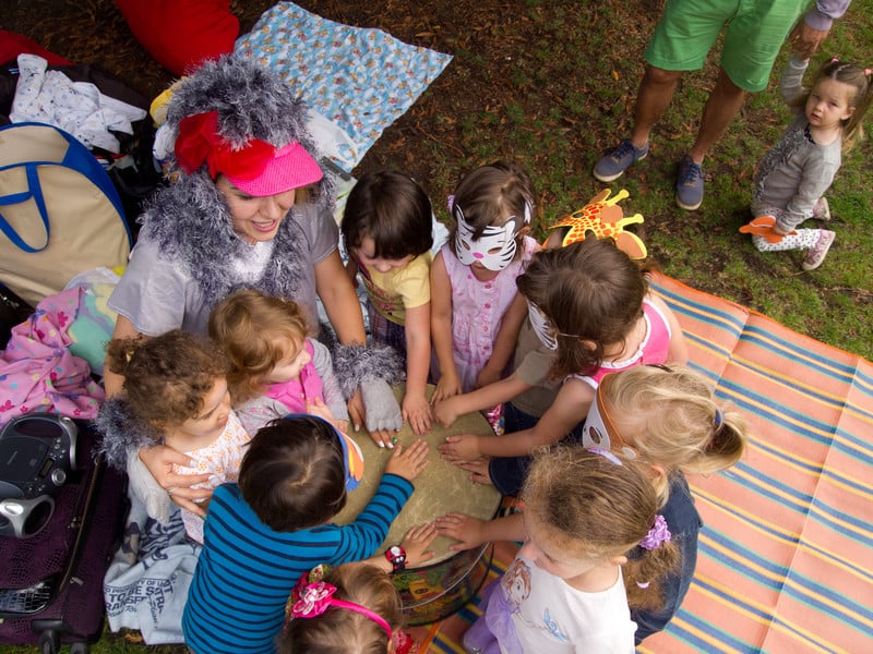 The Kidz Universe Logo