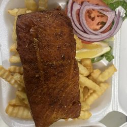 West Yam Yam - Salmon with French fries