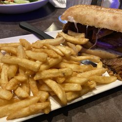 Frosty John's Pub & Restaurant - Hubby's Pork Shoulder Sandwich