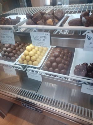 Jinji Chocolate by null