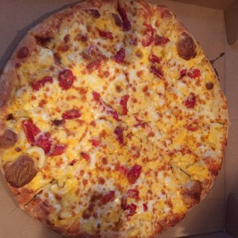 Bozzelli's - The Mic Mac (macaroni and cheese!), it's spicy! - Pizza Near Me - Springfield, Virginia