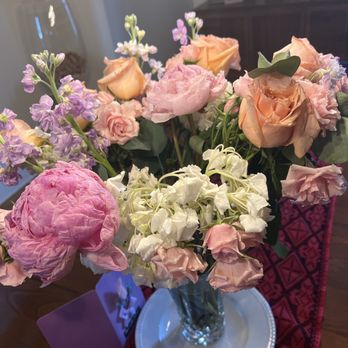 Luna Flowers - Flowers - Florists Near Me - Chicago, Illinois