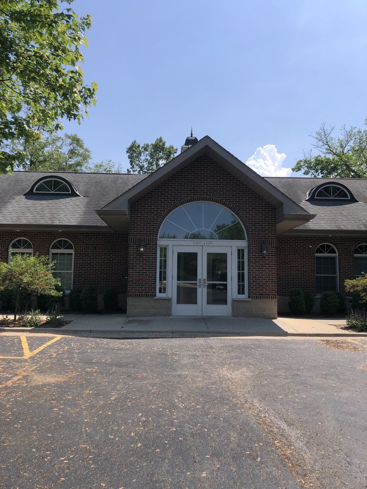 LAURA FORMAN Updated May 2024 Contact Agent 1107 W Park Ave