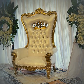 Truly Yours - Demand attention with this extra spacious Throne Chair - Party Equipment Rentals Near Me - Puyallup, Washington Truly Yours - Demand attention with this extra spacious Throne Chair - Party Equipment Rentals Near Me - Puyallup, Washington