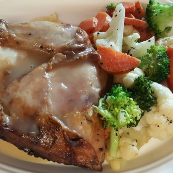 Flo's V8 Cafe - Rotisserie chicken - Cafes Near Me - Anaheim, California Flo's V8 Cafe - Rotisserie chicken - Cafes Near Me - Anaheim, California