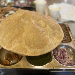 Bhatura Cholle