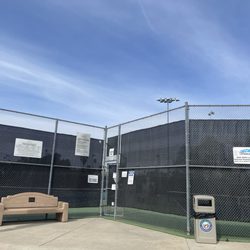 Brengle Terrace Park - Entrance to the tennis courts