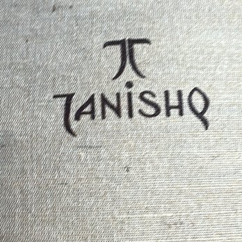 Tanishq - New Jersey - Standard bag with your purchase - Jewelry Near Me - Iselin, New Jersey Tanishq - New Jersey - Standard bag with your purchase - Jewelry Near Me - Iselin, New Jersey