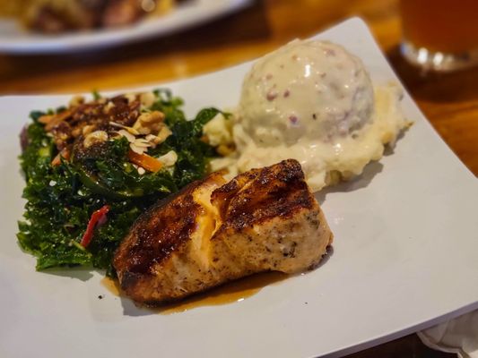 Hughie's Tavern & Viet Grill by null