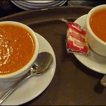 Table 59 - If you chose soup to accompany your dinner, you were treated to "Tomato Basil Soup," along with a package of saltine crackers. - Italian Near Me - Merced, California